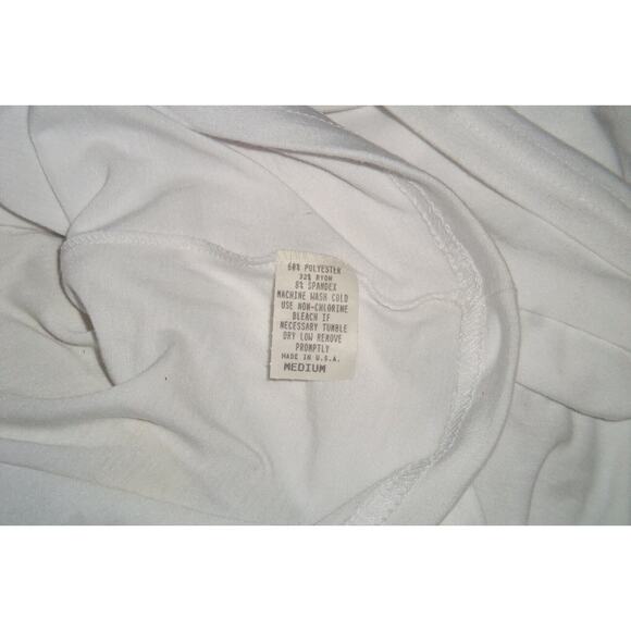 Women's Round Neck Cap Sleeve T-Shirt Size Medium - Picture 3 of 3